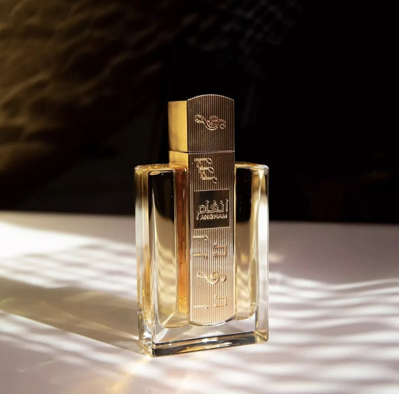 Lattafa Angham Парфюм за Жени EDP 100 мл - Вдъхновен от: Burberry Goddess. Най-добрия арабски парфюм на пазара.