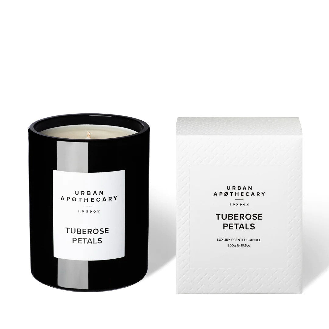 Urban Apothecary, Tuberose Petals, Ароматизирана свещ, 300 г